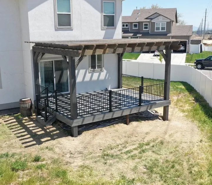 Open-lattice cover over a compact raised deck
